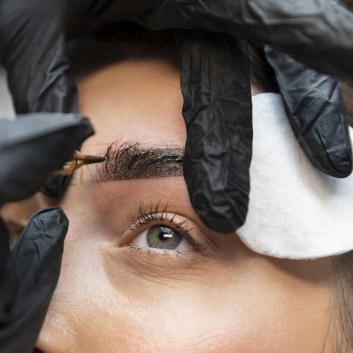 Eyebrow Hair Transplant in Uttar Pradesh
